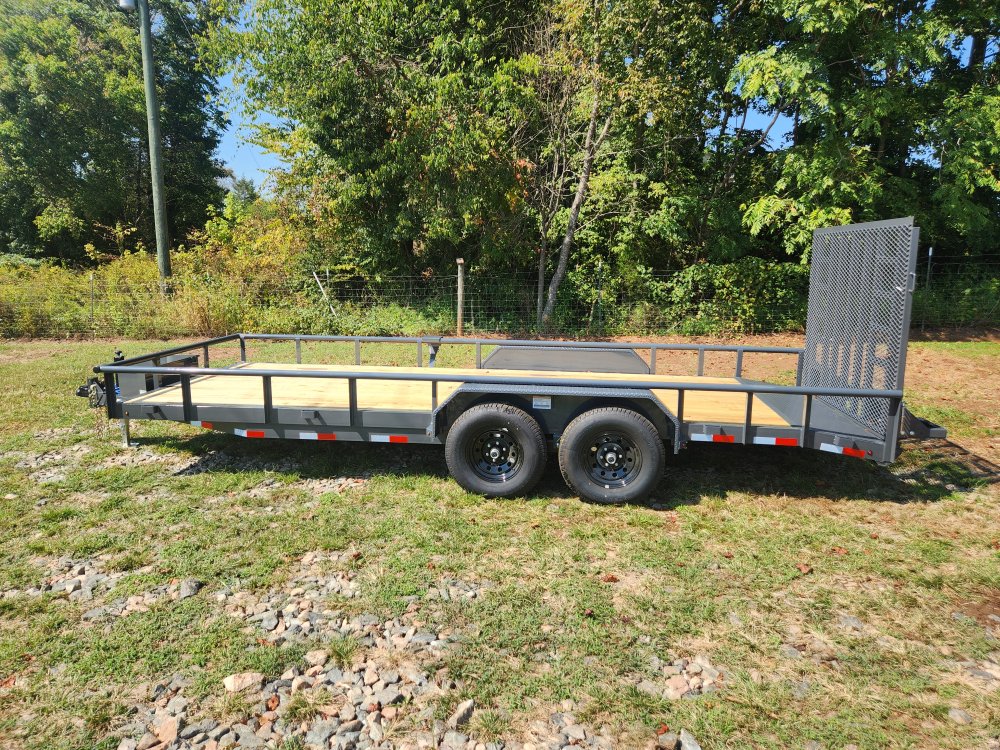 2026 Lamar 83x20 10k Utility w/ Toolbox and 5' HD Gate
