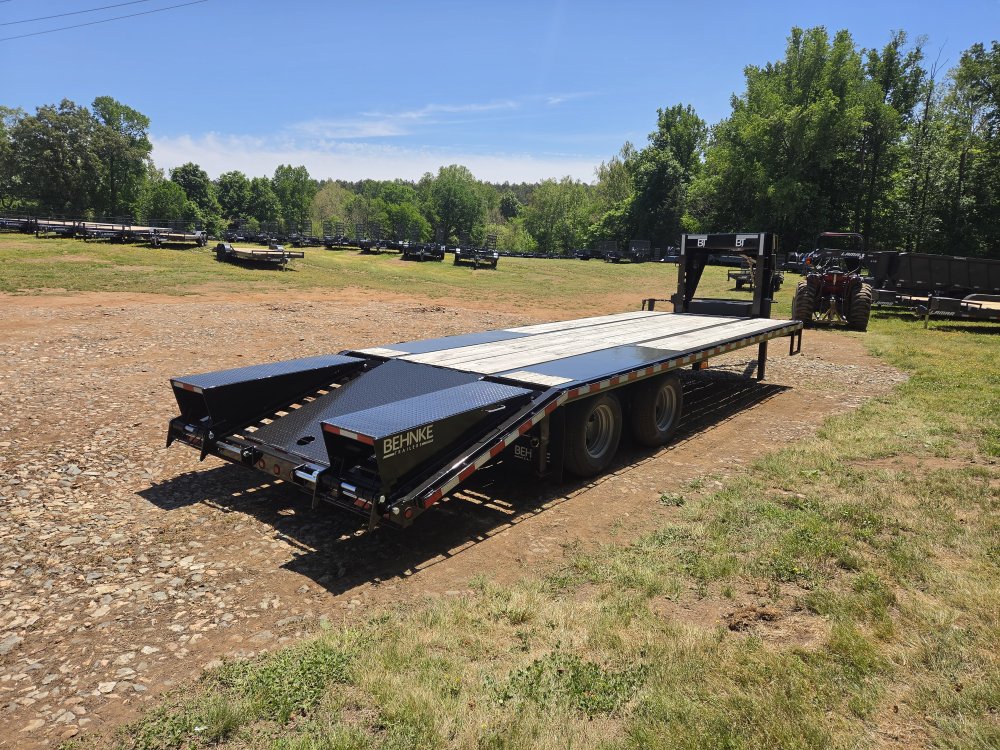 2026 Behnke 102x25 20k Gooseneck Deckover w/ Oak Deck, Flip Over Ramps and Center Flip-Up Beavertail