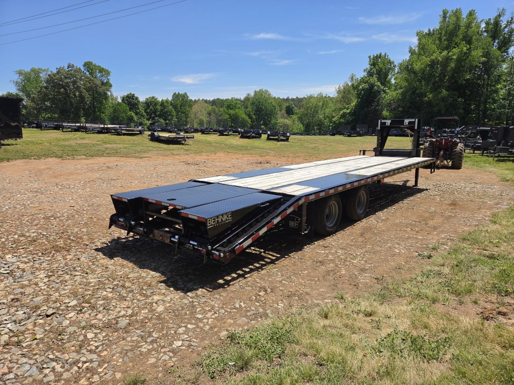 2026 Behnke 102x30 20k Gooseneck Deckover w/ Oak Deck, Flip Over Ramps and Center Flip-Up Beavertail