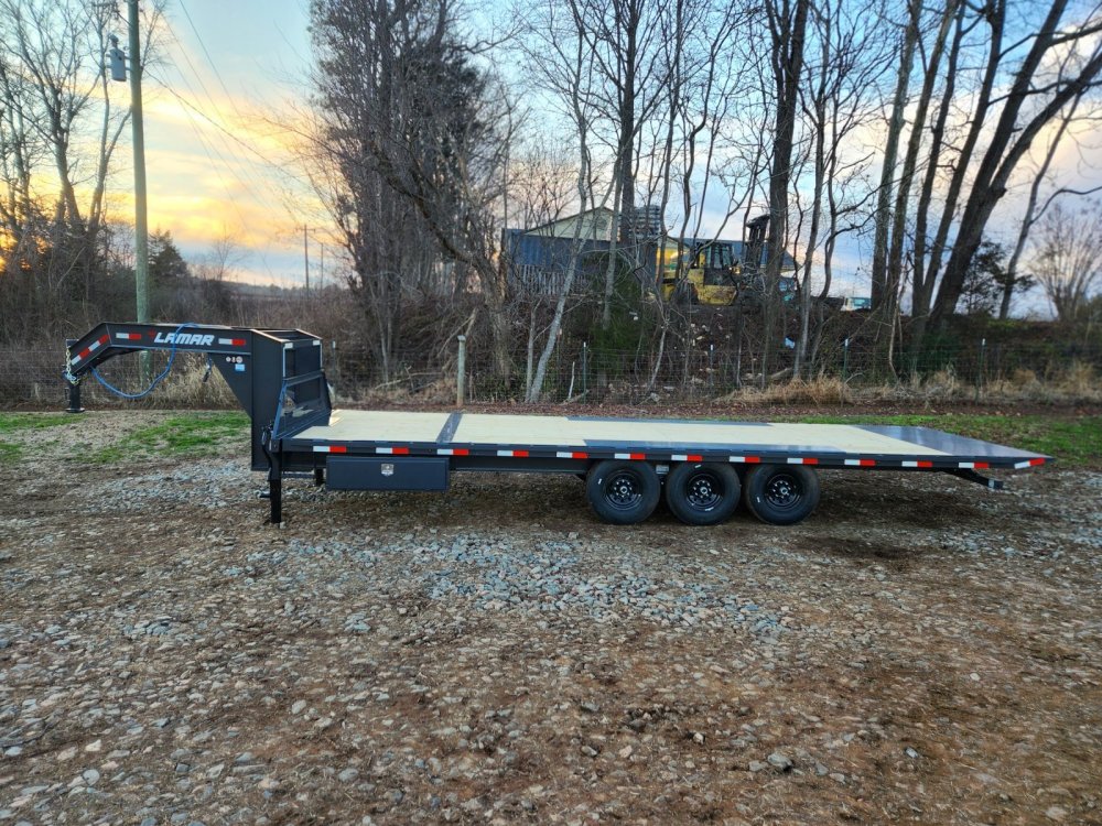 2027 Lamar 102x26 21k Gooseneck Deckover Tilt w/ Upgraded Tires, Solar Charger, Wireless Remote and 