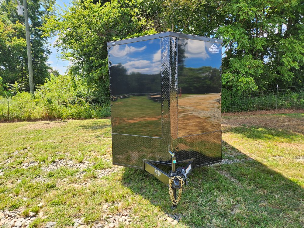 2026 Rock Solid Cargo 7x16 7k Enclosed w/ 7' Interior Height, Blackout Special Package, (.080) Polyc