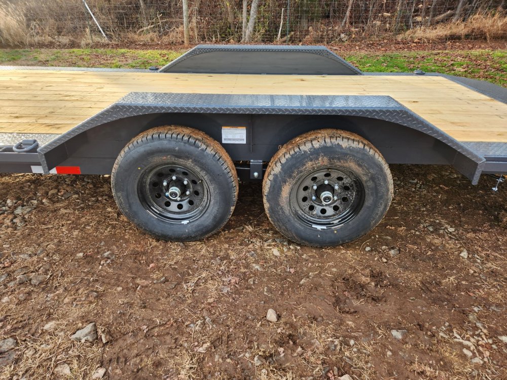 2026 Lamar 102x22 10k Car Hauler w/ Drive-Over Fenders, Toolbox, Winch Plate and Spare Tire