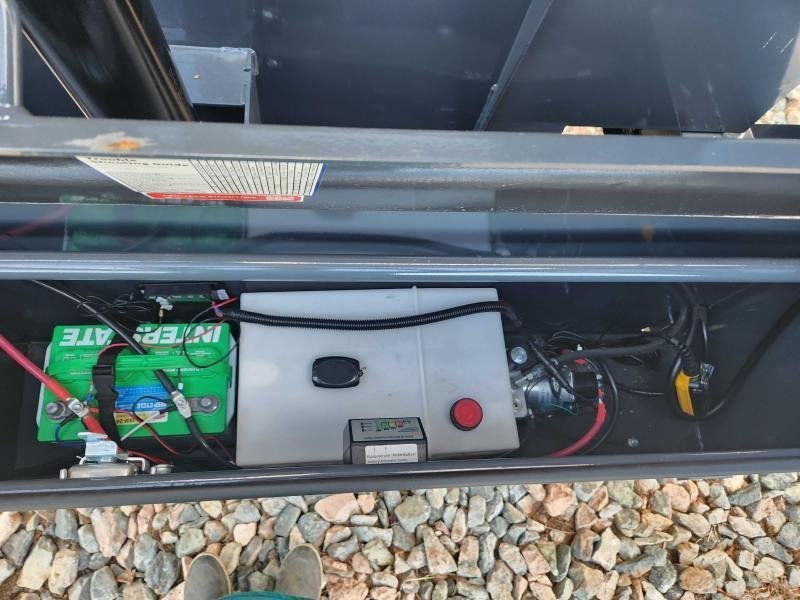 2026 Lamar Trailers 7x16 21k Gooseneck Telescopic Dump w/ Wireless Remote, Solar Charger, 2 Batterie