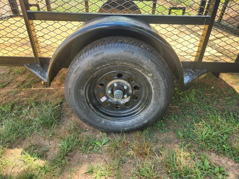 2025 Caliber 6x10 Single Axle Utility w/ 2' Mesh Sides