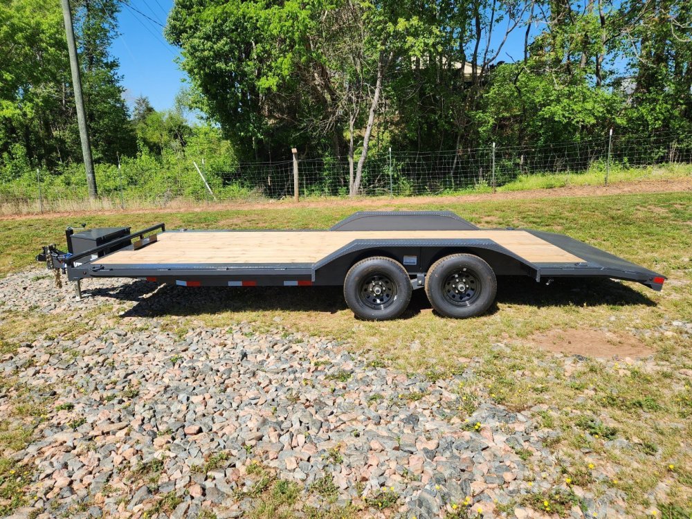 2026 Lamar Trailers 102x20 10k Car Hauler w/ Toolbox, Winch Plate and Drive-Over Fenders
