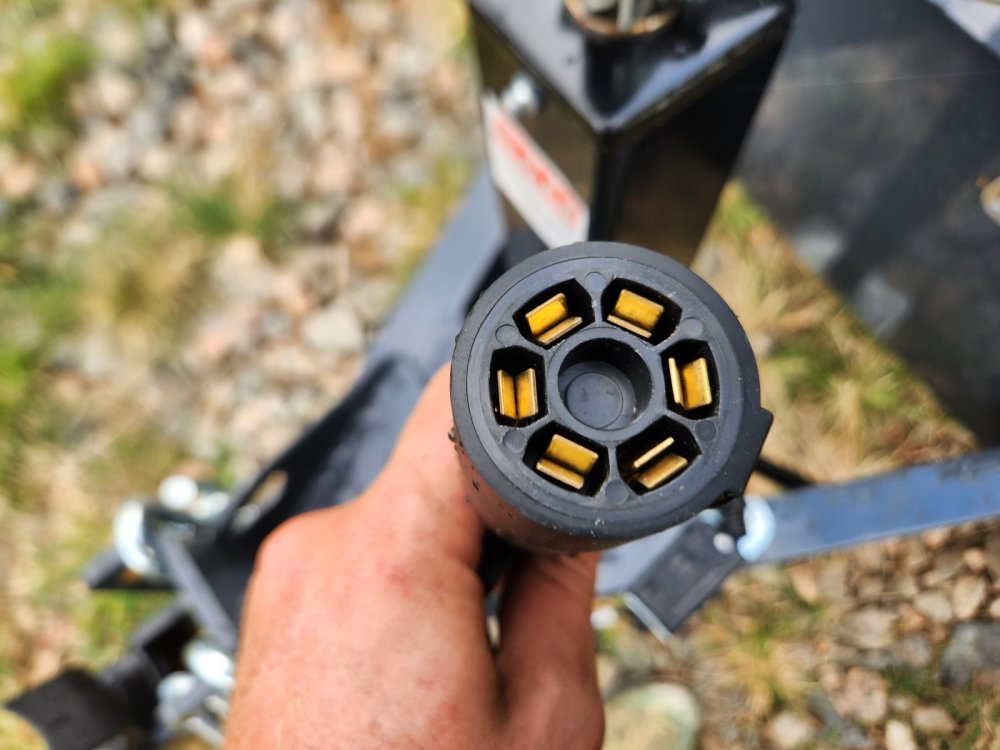 2026 Lamar 5x10 7k Single Axle Dump w/ 18" Sides