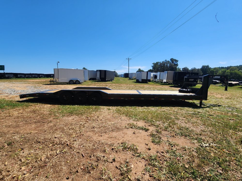 2026 Lamar 102x36 21k Gooseneck Equipment Hauler w/ Slide-In Ramps