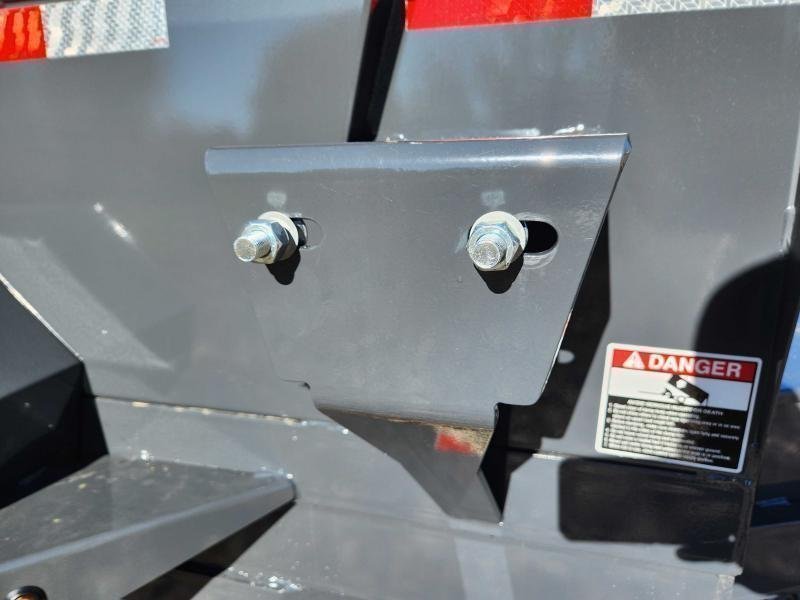 2027 Lamar 5X10 10K Dump w/ Spreader Gate and 24" Sides