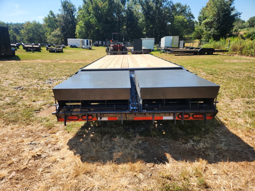 2026 Lamar 102x25 16k Deckover w/ Rhino Ramps