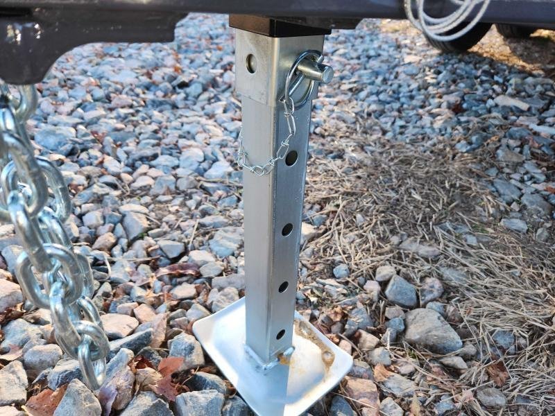 2026 Lamar 5X10 7K Mini Dump W/ Spreader Gate and 18" Sides