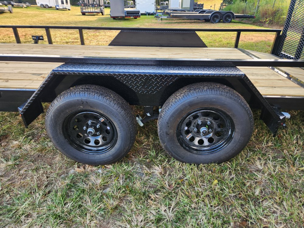 2026 Liberty 83x16 7k Utility w/ 2' Dove