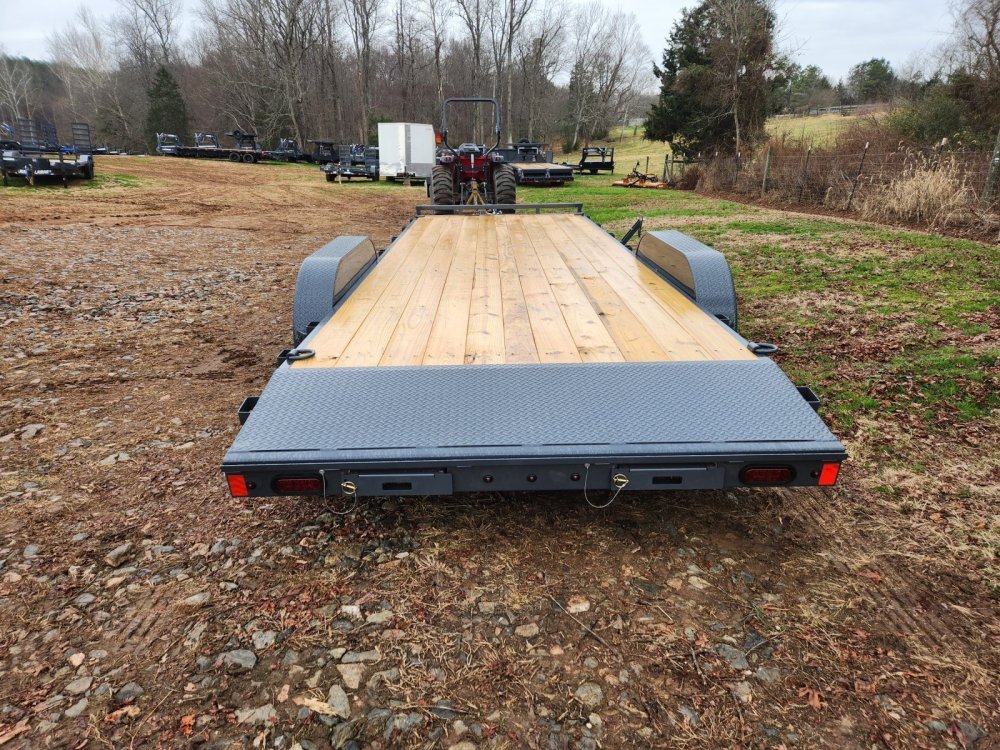 2027 Lamar 83x22 7k Car Hauler