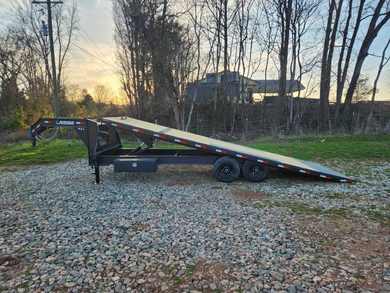 2026 Lamar 102x26 14k Gooseneck Deckover Tilt w/ Winch Plate and Solar Charger