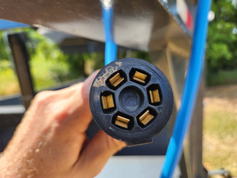 2026 Lamar 7X16 16K GooseneckTelescopic Dump w/ 24" Sides