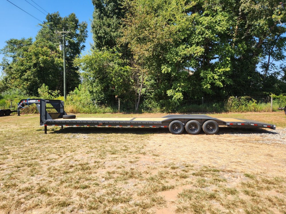 2026 Lamar 102x40 21k Gooseneck Equipment Hauler w/ Slide-In Ramps