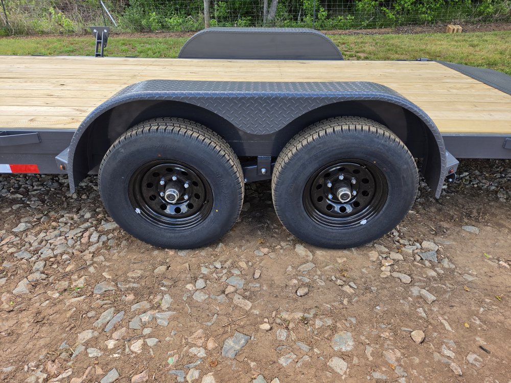 2026 Lamar 83X20 10K Car Hauler w/ Toolbox and Winch Plate