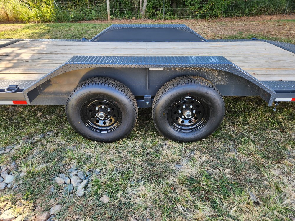 2025 Lamar Trailers 102X24 10k Car Hauler w/ Drive Over Fenders and Rear Support Stands