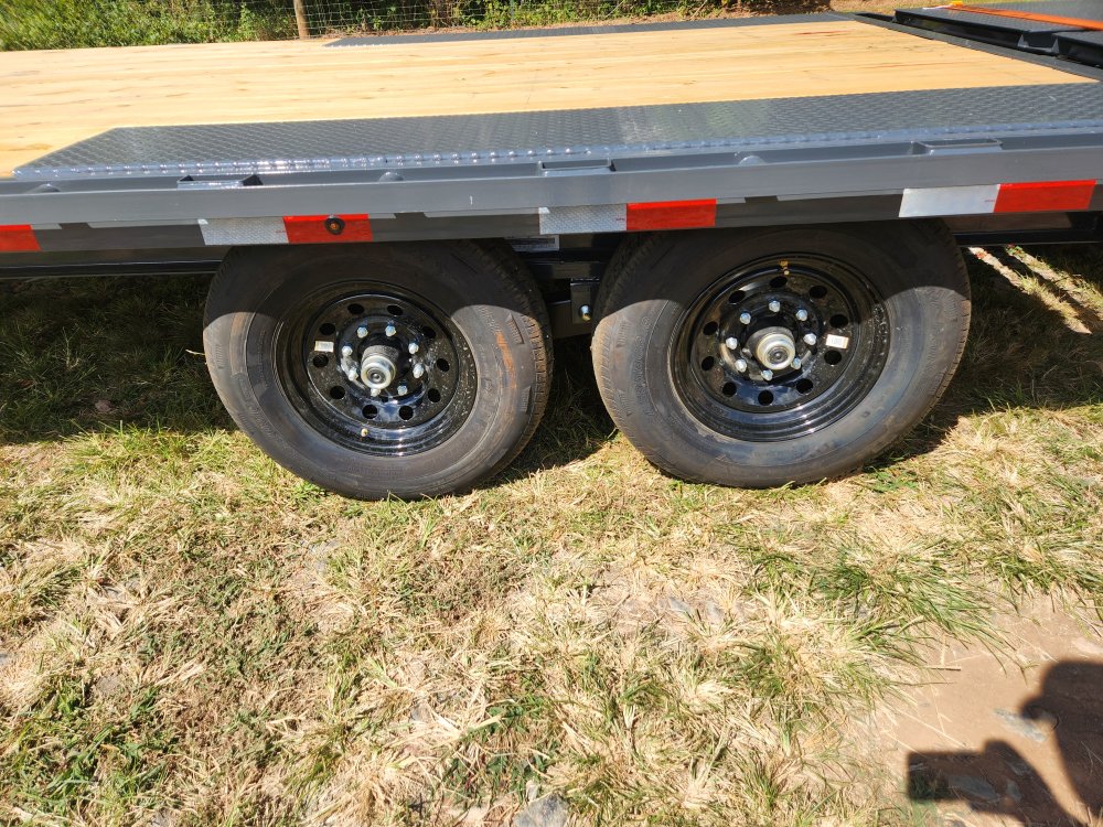 2026 Lamar 102X24 14K Deckover w/ Rhino Ramps