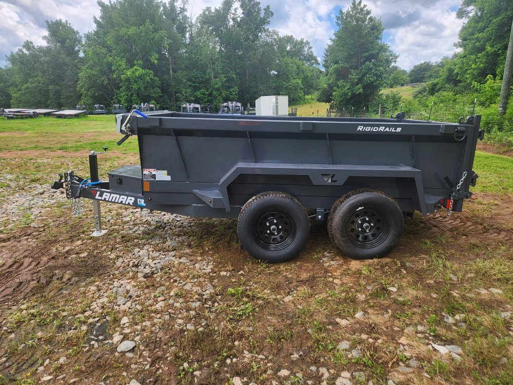2025 Lamar 5x10 7k Dump w/ Spreader Gate and 24" Sides