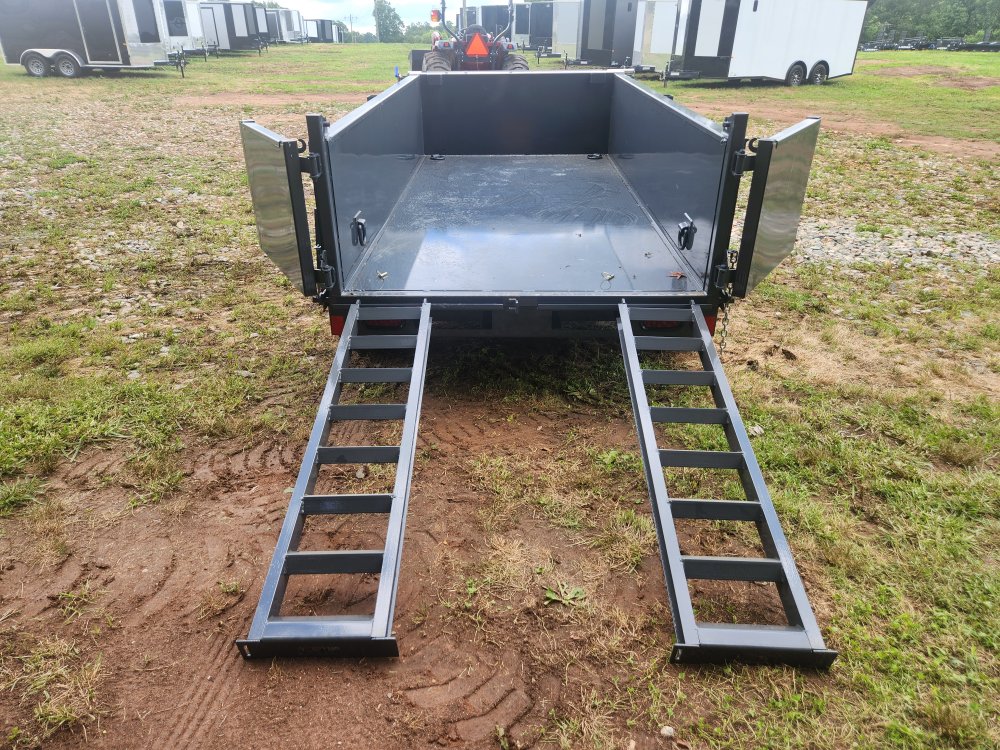 2025 Lamar 5x10 7k Dump w/ Spreader Gate and 24" Sides