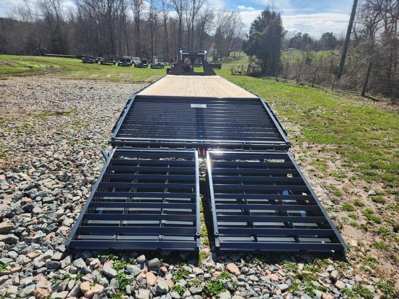 2025 Lamar 102X32 24K Gooseneck Deckover w/ 14 Ply Tires, 6" Raised Neck, Winch Plate, Rhino Ramps a