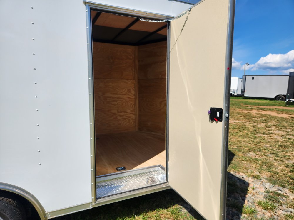 2026 Rock Solid 8.5x16 7k Enclosed w/ Polycore Metal Upgrade and 7' Interior