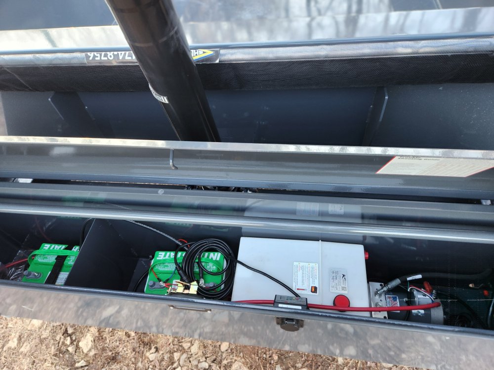 2026 Lamar 7x14 16k Gooseneck Telescopic Dump w/ Solar Charger, 2 Batteries and 24" Sides