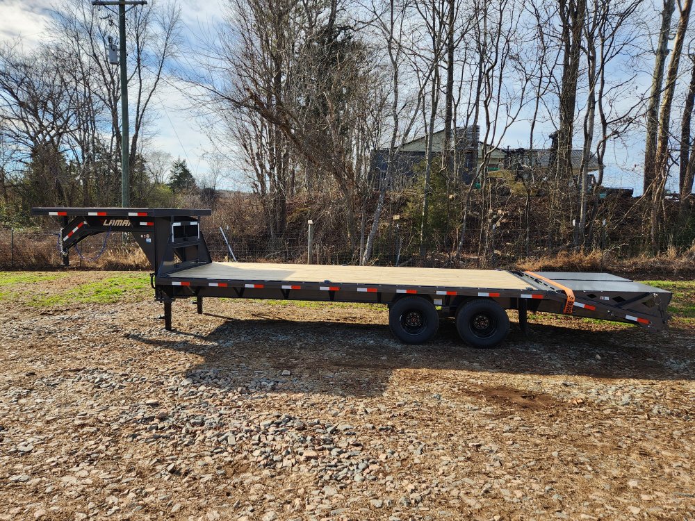 2026 Lamar 102x25 20k Gooseneck Deckover w/ Deck Over Neck, Winch Plate, Torque Tube and Rhino Ramps