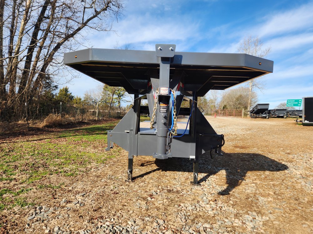 2026 Lamar 102x25 20k Gooseneck Deckover w/ Deck Over Neck, Winch Plate, Torque Tube and Rhino Ramps