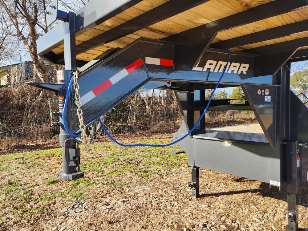 2026 Lamar 102x25 20k Gooseneck Deckover w/ Deck Over Neck, Winch Plate, Torque Tube and Rhino Ramps