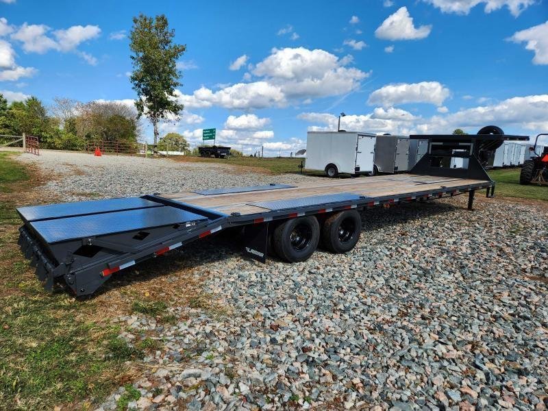 2026 Lamar 102x32 20k Gooseneck Deckover w/ Deck Over Neck, Torque Tube, Winch Plate and Rhino Ramps