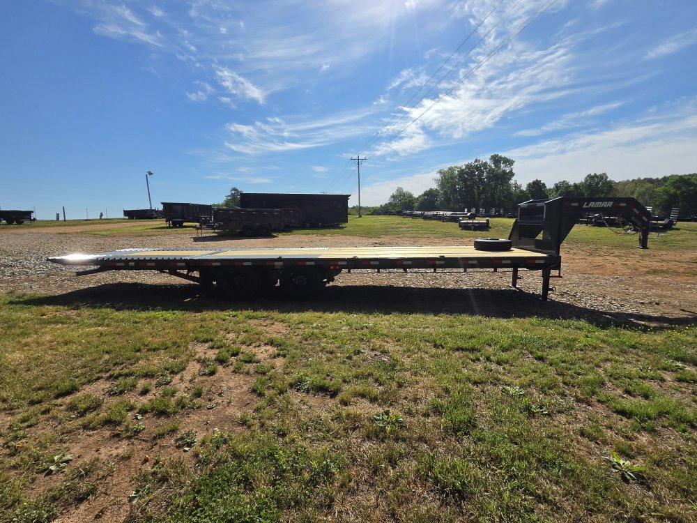 2026 Lamar 102x32 20k Gooseneck Deckover w/ Hydraulic Dove and Pierced Beam