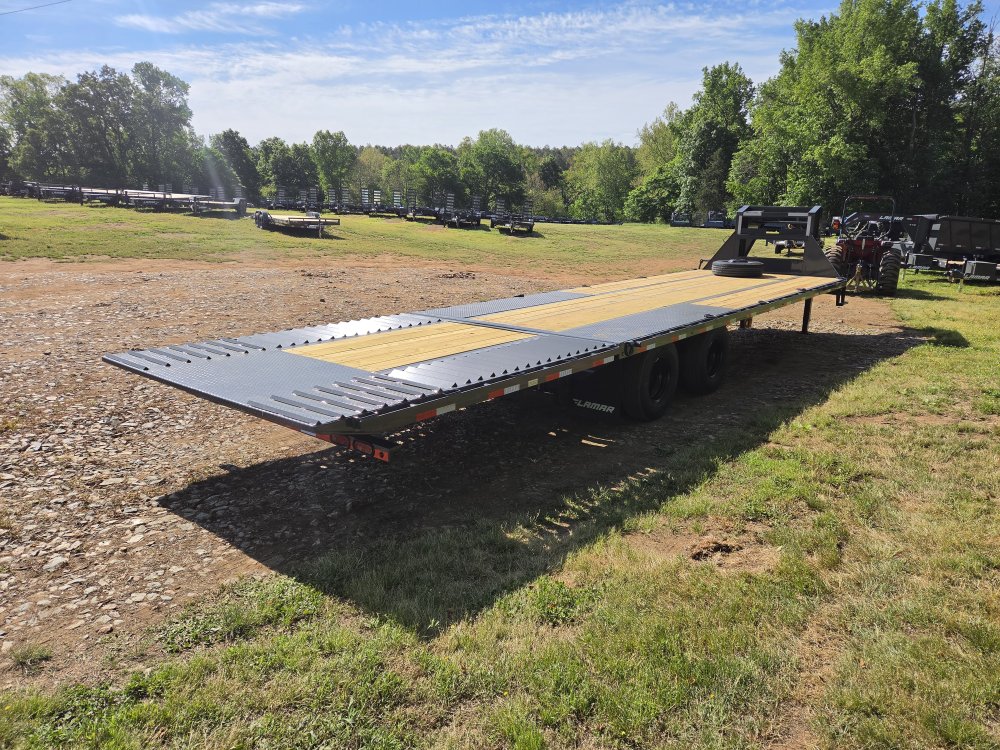 2026 Lamar 102x32 20k Gooseneck Deckover w/ Hydraulic Dove and Pierced Beam