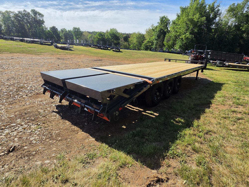 2026 Lamar 102x25 21k Deckover w/ Upgrade Tires and Rhino Ramps