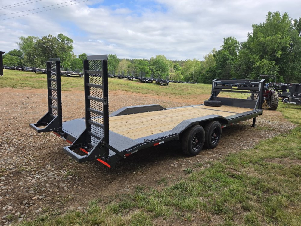 2027 Lamar 102x24 16k Gooseneck Equipment Hauler w/ Winch Plate and Stand-Up Ramps