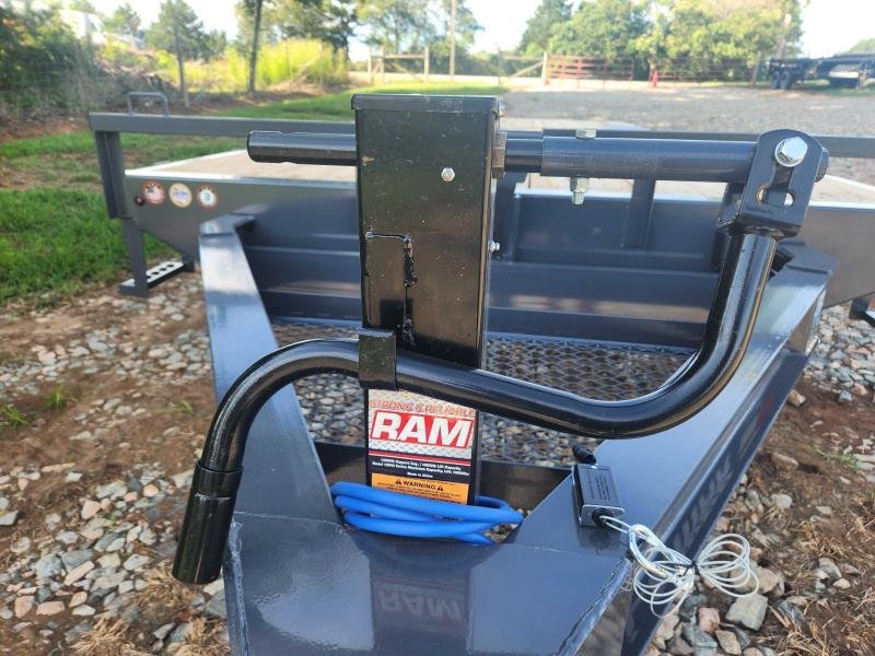 2026 Lamar 102x22 14k Deckover w/ Slide-In Ramps