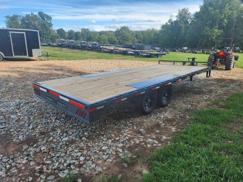 2026 Lamar Trailers 102x20 14k Deckover w/ Slide-In Ramps