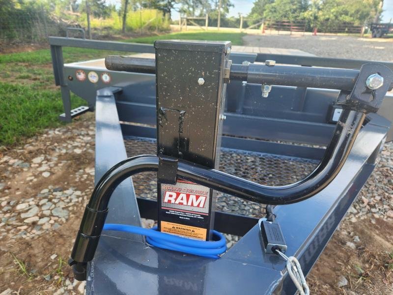 2026 Lamar Trailers 102x20 14k Deckover w/ Slide-In Ramps