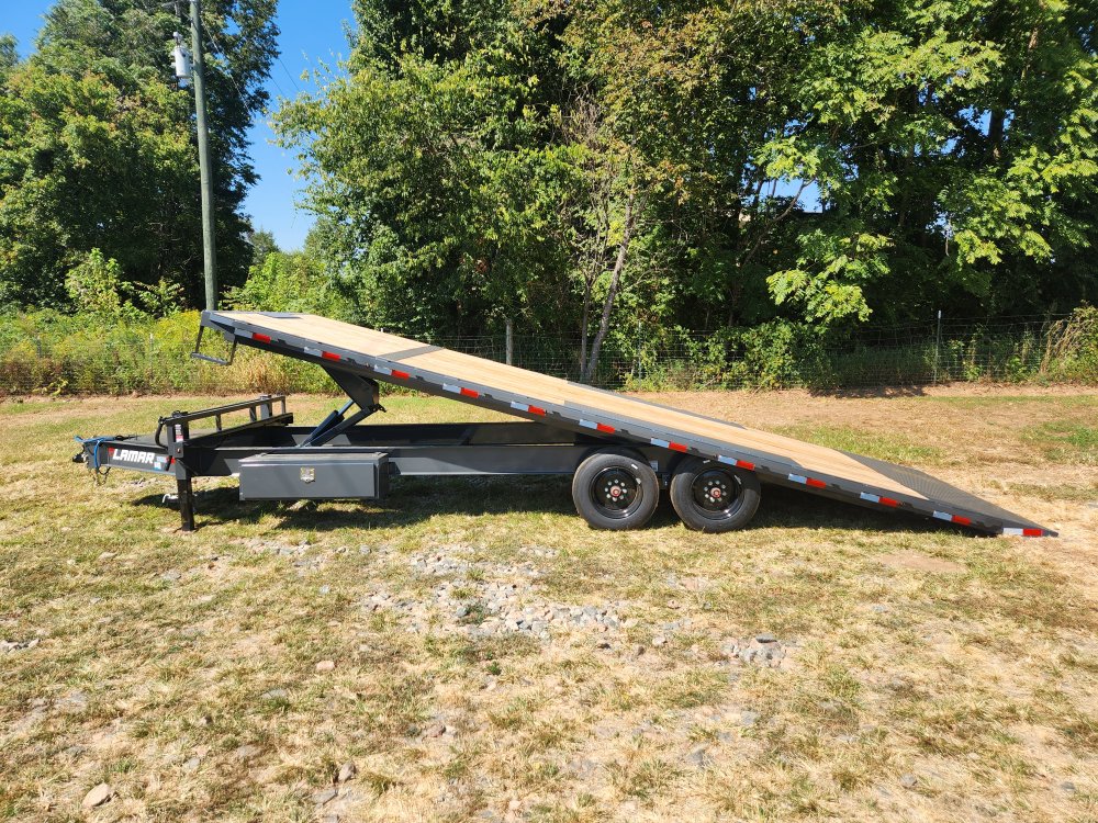 2026 Lamar 102x24 16k Deckover Tilt w/ Winch Plate and Solar Charger