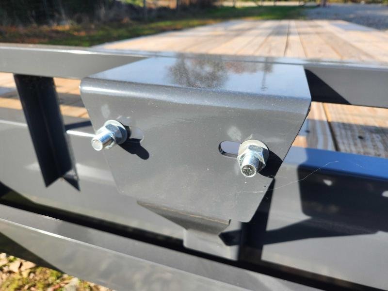 2026 Lamar Trailers 102x24 14k Deckover w/ Slide-In Ramps