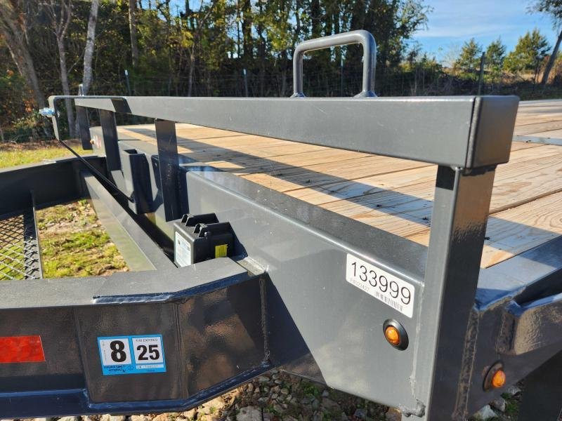 2026 Lamar Trailers 102x24 14k Deckover w/ Slide-In Ramps