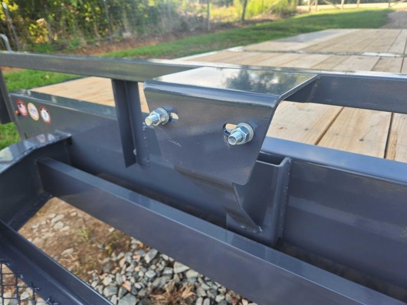 2026 Lamar 102x22 14k Deckover w/ Slide-In Ramps