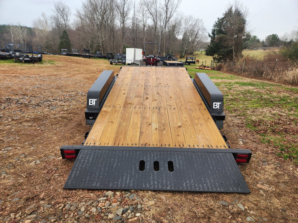 2026 Behnke 83x22 16k Partial Tilt