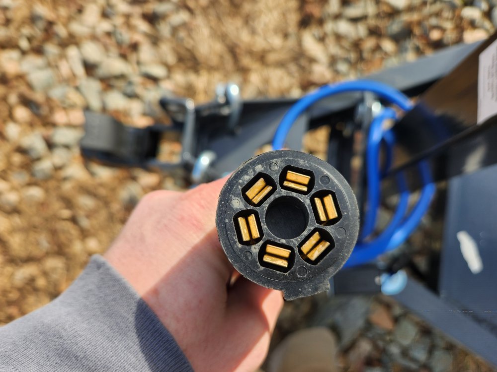 2026 Lamar 83x16 7k Utility w/ 24" Solid Sides