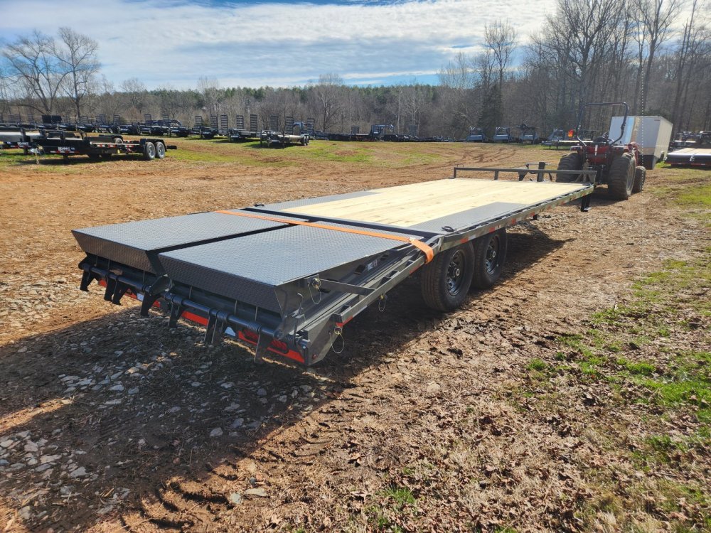 2026 Lamar 102x22 14k Deckover w/ Rhino Ramps