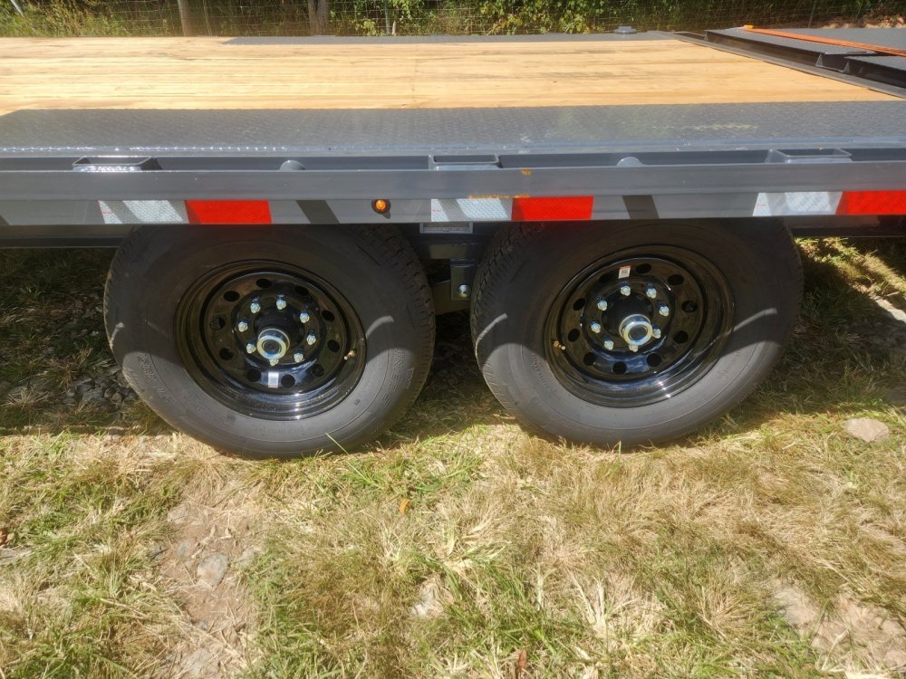 2026 Lamar 102X24 14K Deckover w/ Rhino Ramps