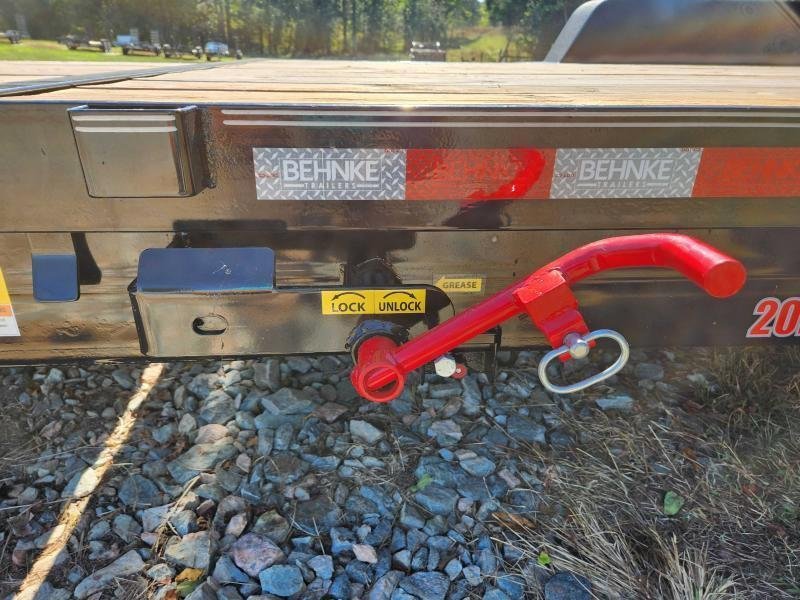 2026 Behnke 83X22 20K Partial Tilt