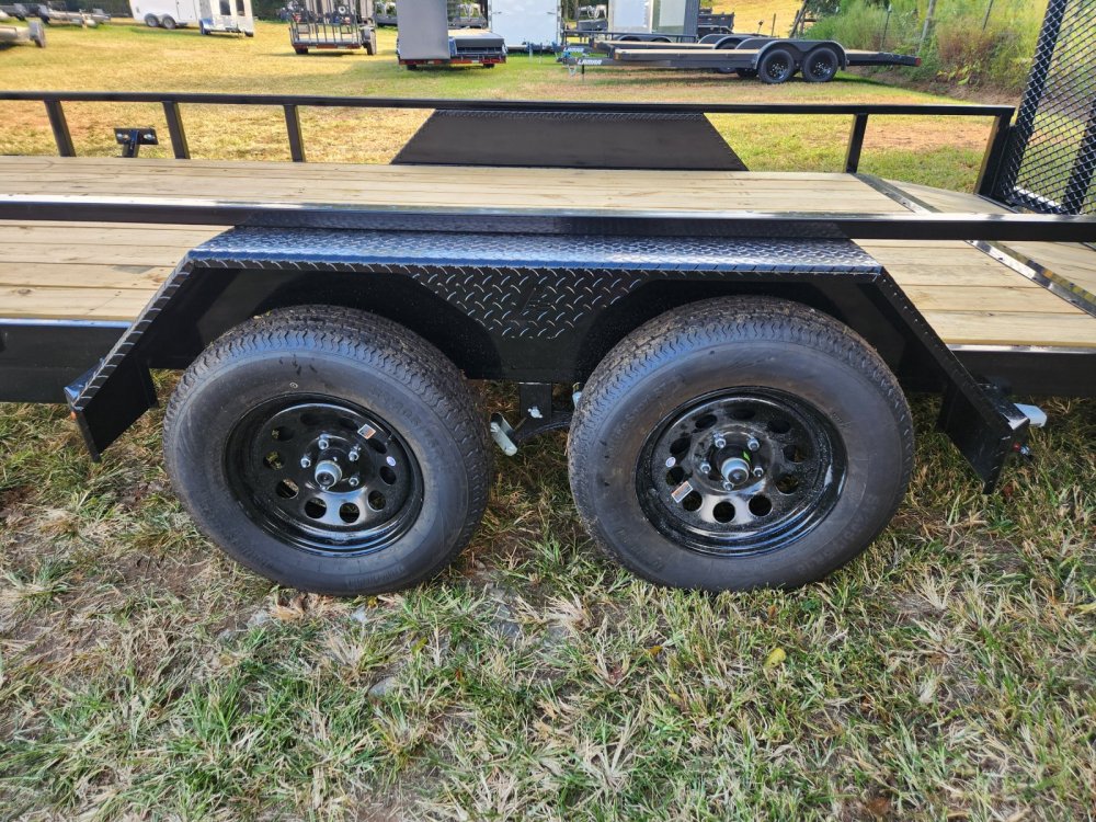 2026 Liberty 83x16 7k Utility w/ 2' Dove