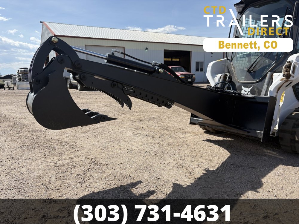 8.5'  BACKHOE WITH THUMB & 18" BUCKET