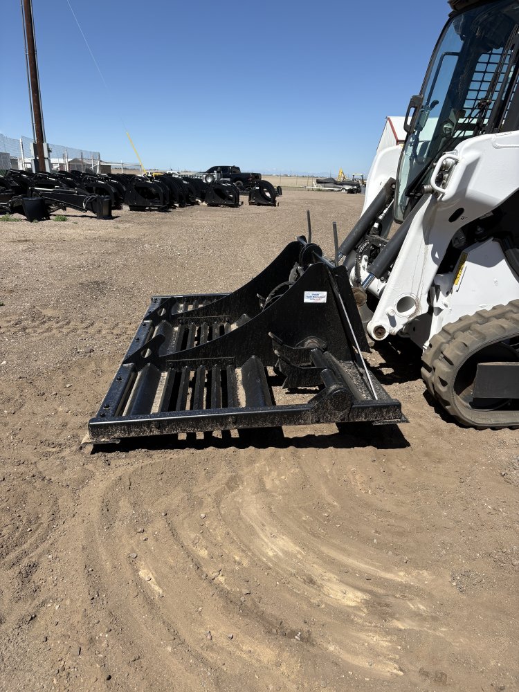 84" Land Leveler W/Scarifier
